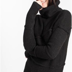 Marcellamoda Marcella Emily wool knit sweater. Black. Extra small